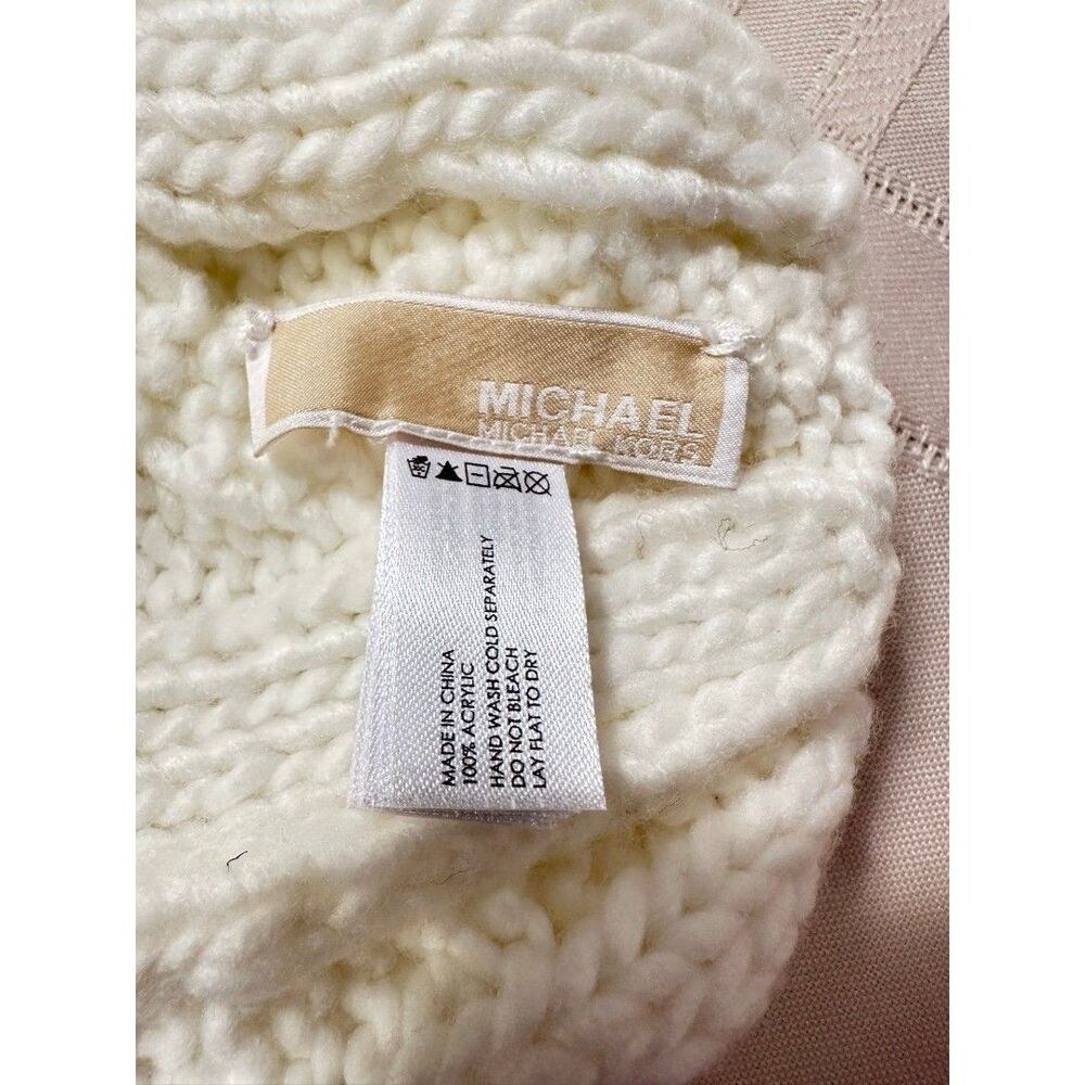 Michael Kors beanie hat - Picture 6 of 10